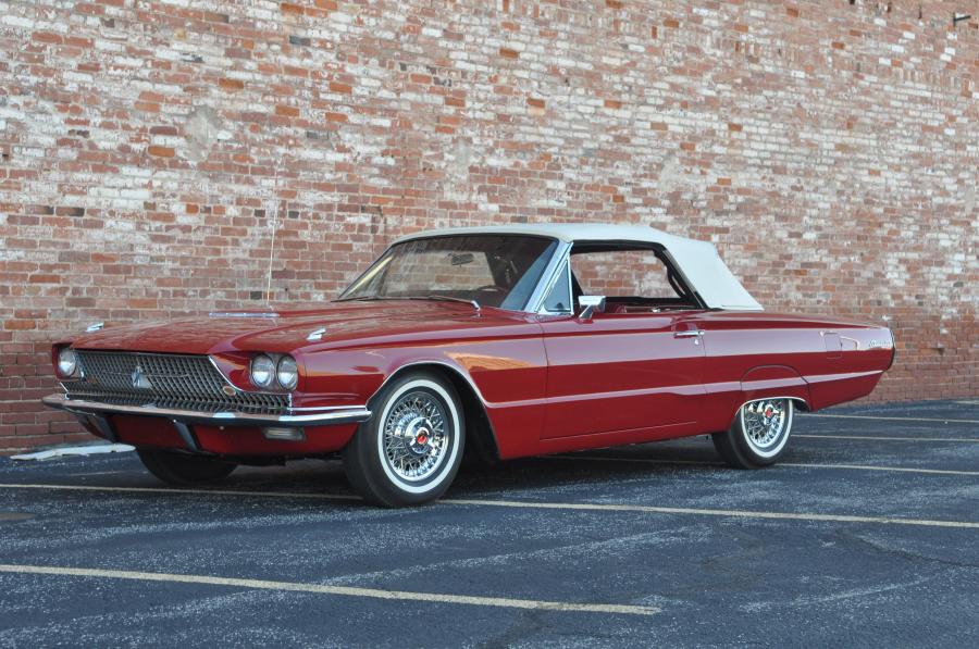  Ford Thunderbird Convertible 1966 года  (фото 7 из 25)